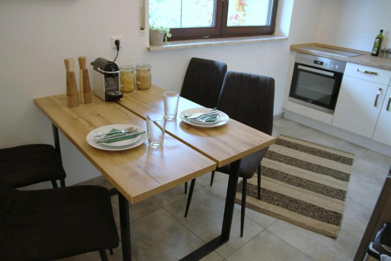 Studio-apartment Mit Garten, Parkplatz & Kueche Apartment Offenburg